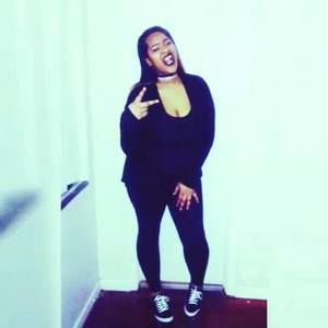 Meet your Posher, Marissa